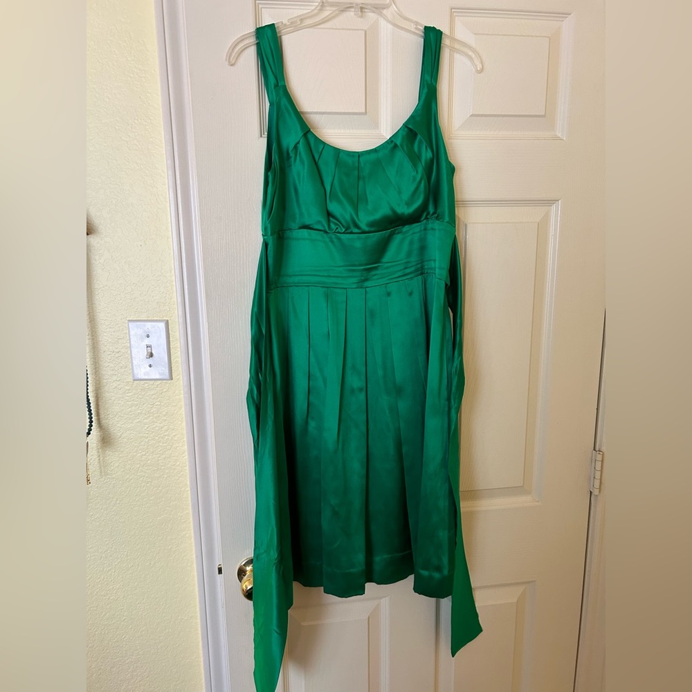 Silk Green Short Formal Dress